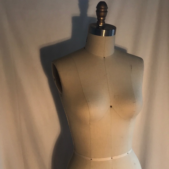 Meet your Posher, Jessica - Picture 1 of 1